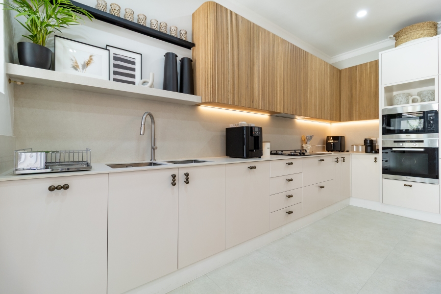 4 Bedroom Property for Sale in Oranjezicht Western Cape